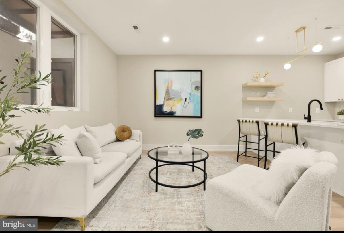 Stunning 2-bedroom, 1.5-bathroom unit NE, DC - Photo 2