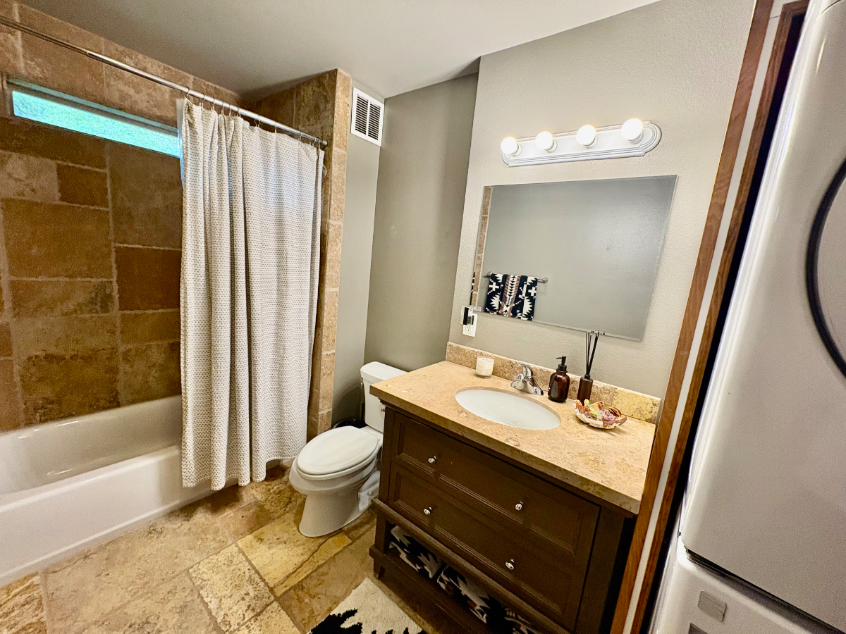 Quiet, One bedroom, Upper condo, Located in the Heart of Jackson Hole - Photo 10