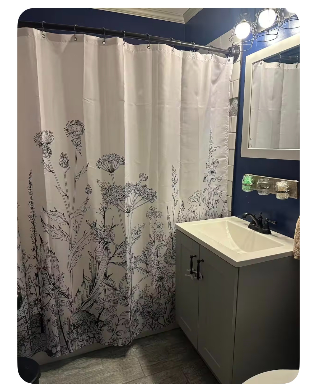 Room Rental in Shared Living - Photo 4