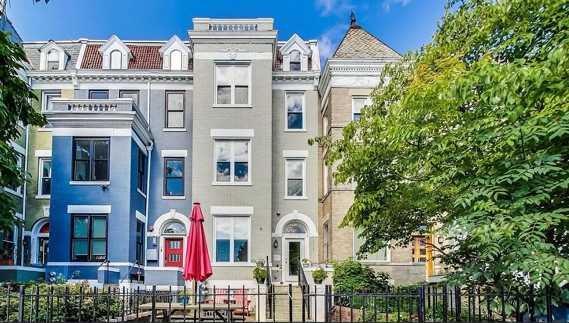1 BR City Sanctuary | Steps to CoHi Metro & Endless Neighborhood Eateries - Photo 1