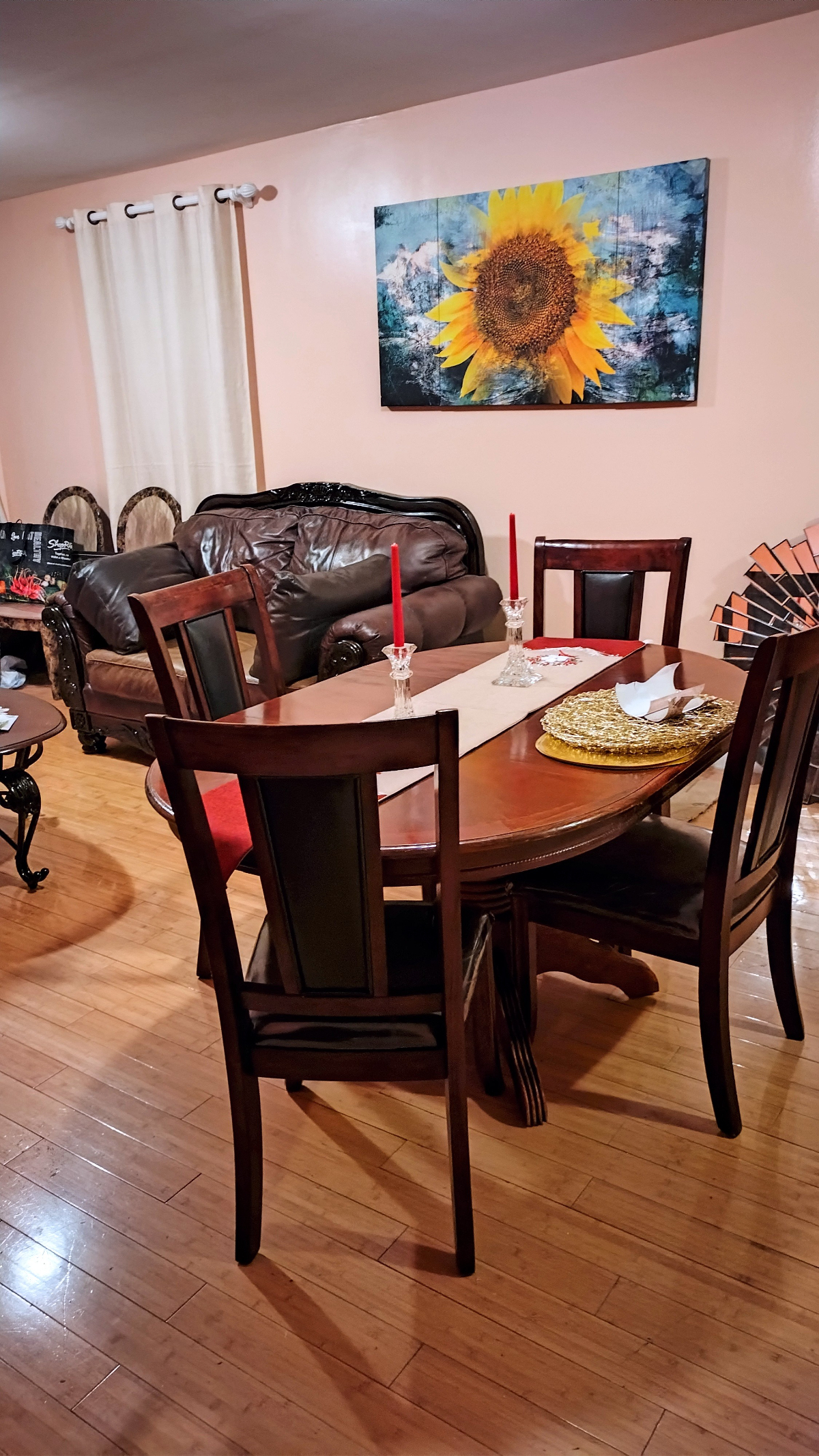 Gorgeous 1 bedroom with private bathroom close to o hospitals and public transportation - Photo 4