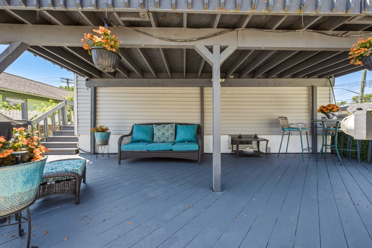 Luxury Loft Near JFK-Fully Furnished Executive Rental with Private Parking & Outdoor Oasis. - Photo 6