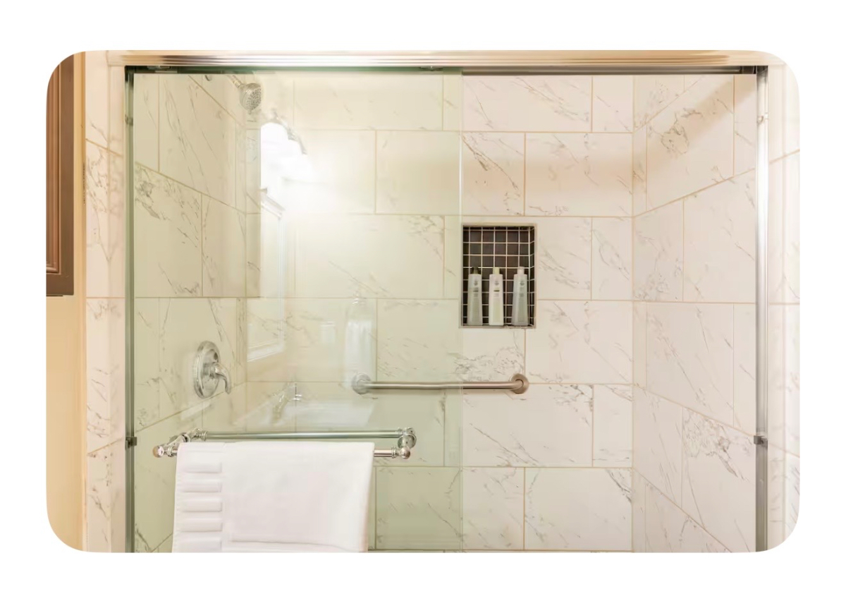 Plano private entrance bed and bathroom. Very convenient location. - Photo 9
