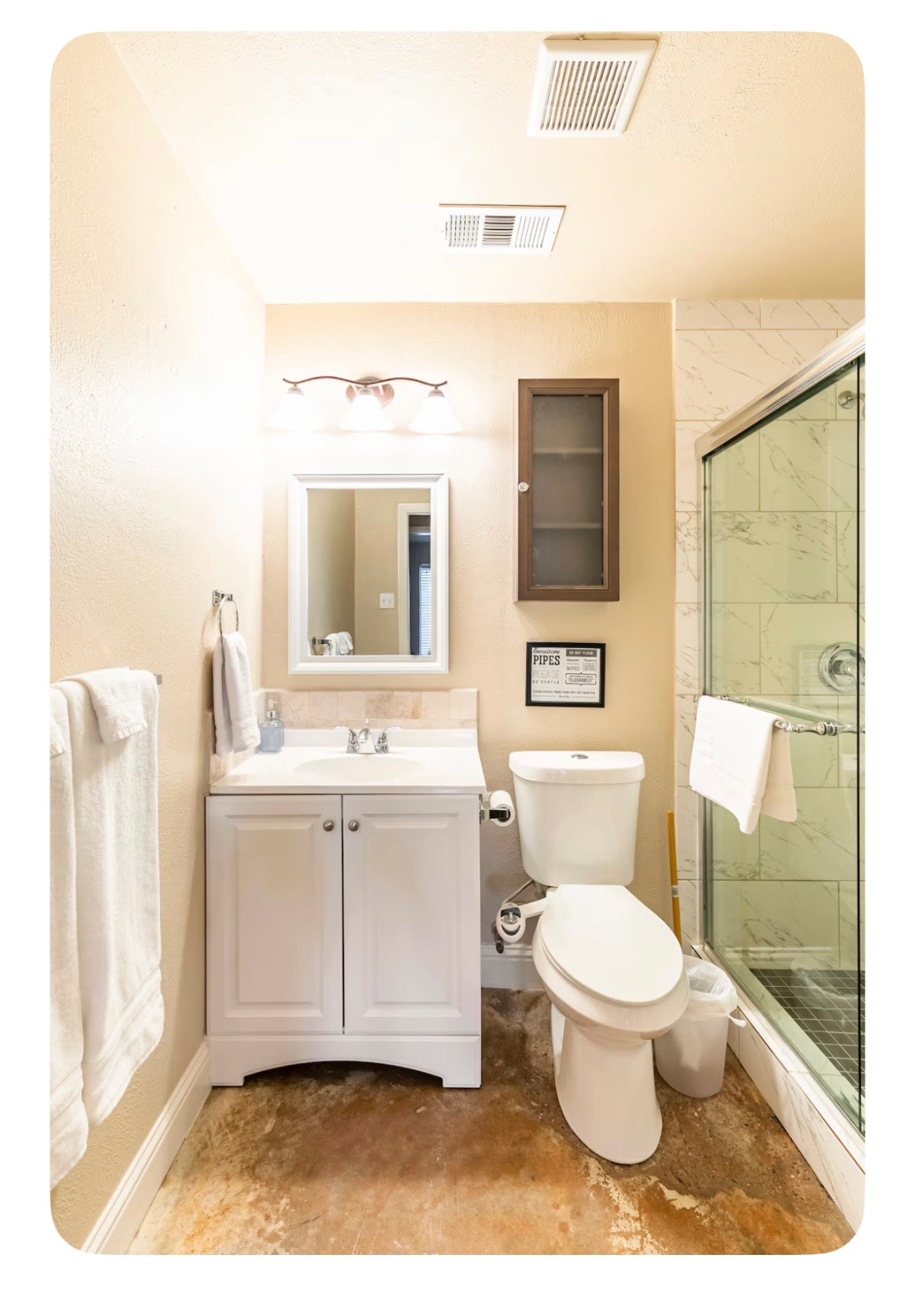 Plano private entrance bed and bathroom. Very convenient location. - Photo 10