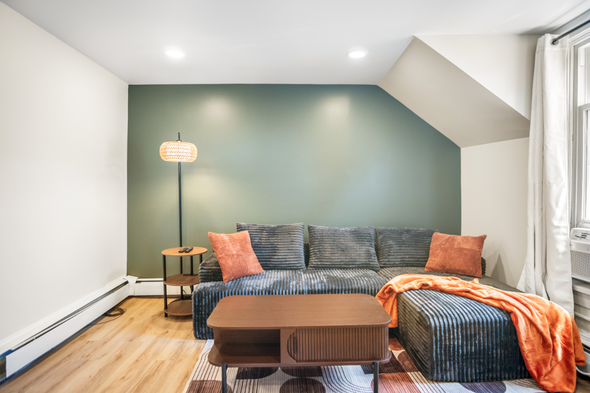 Updated Upper Unit Apartment - Photo 2