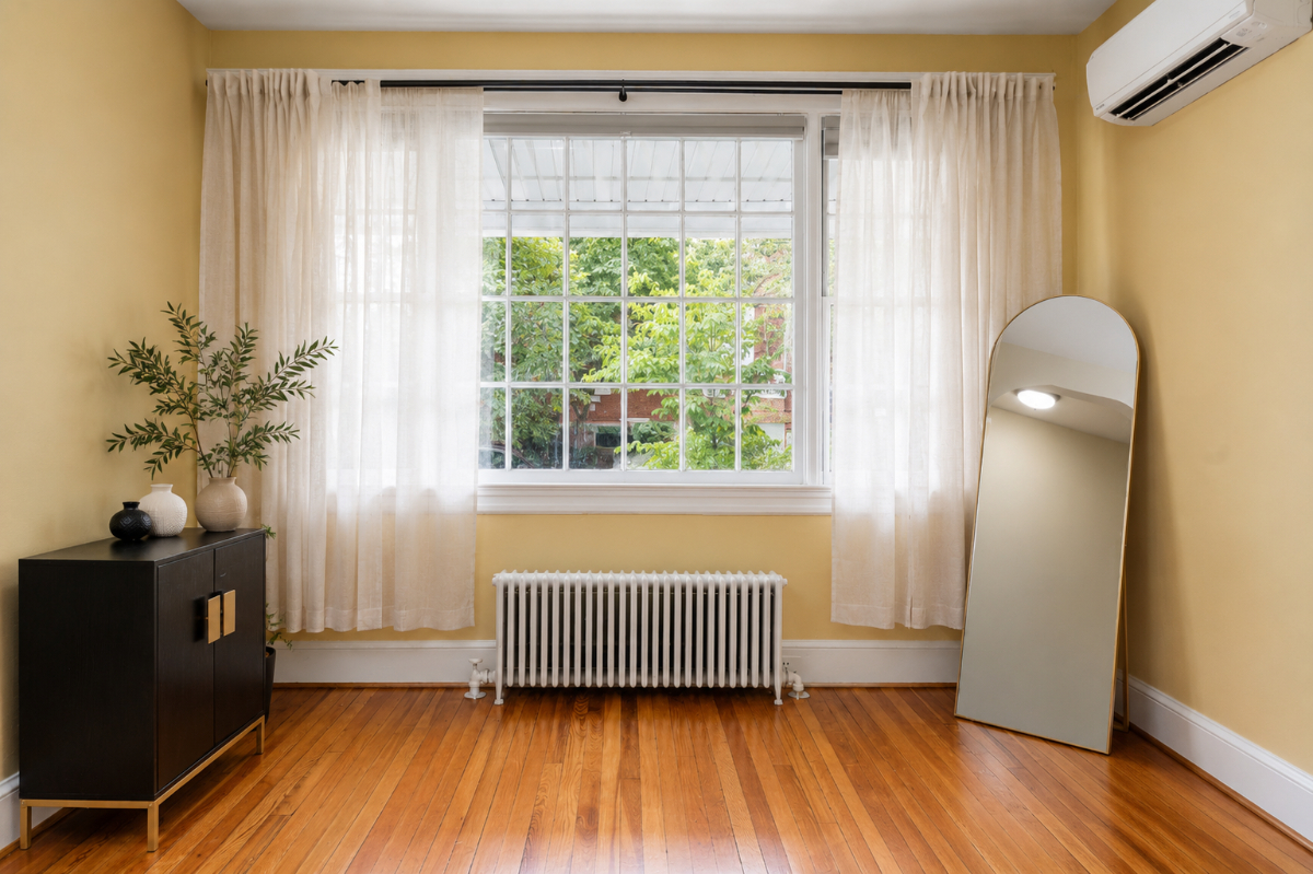 Spacious Foxhall Retreat | Georgetown & Downtown DC - Photo 9
