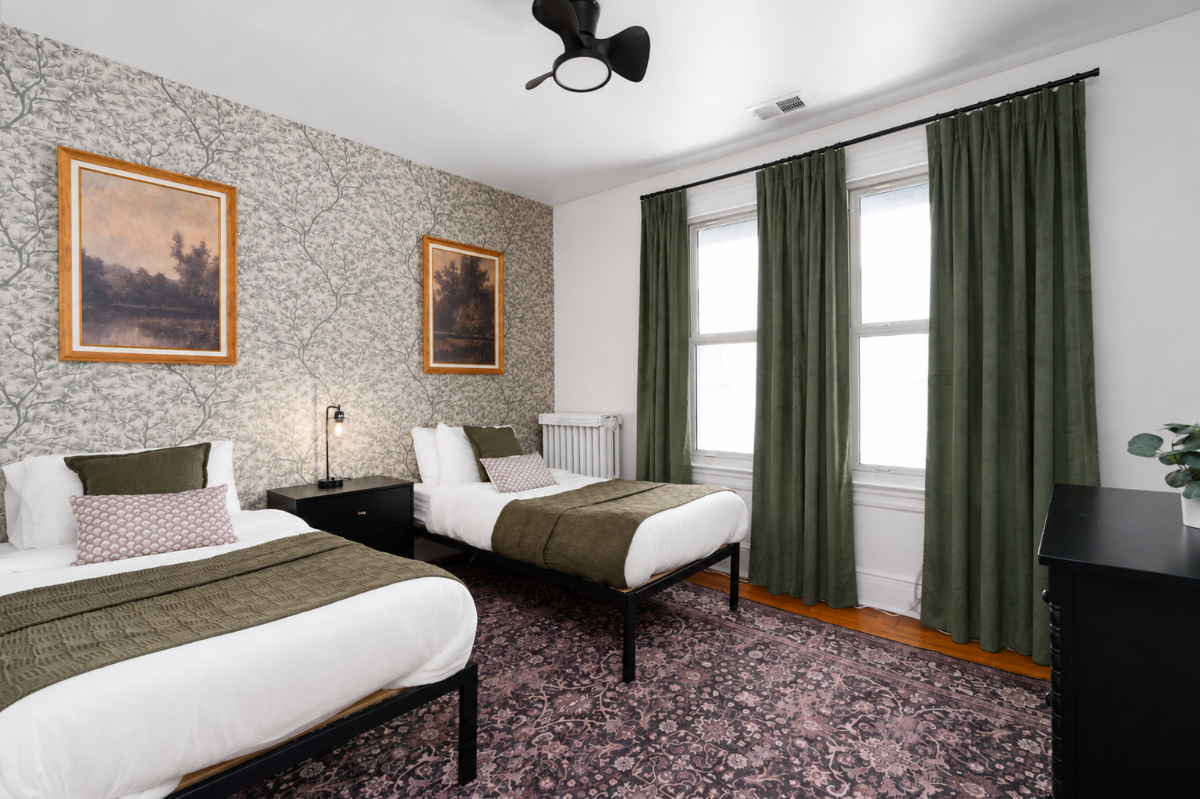 Spacious Foxhall Retreat | Georgetown & Downtown DC - Photo 5