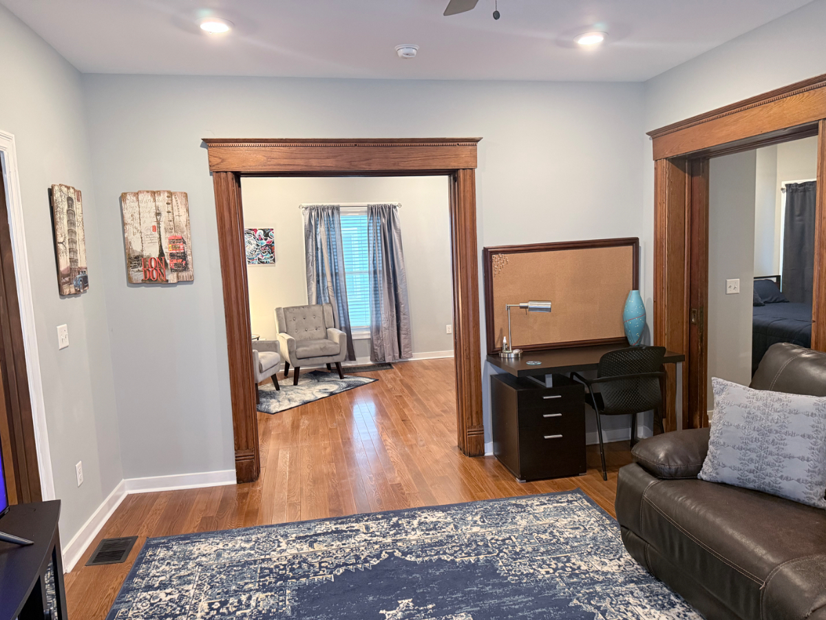 398 E 3rd St /Close to Market St. and Denison Park - Photo 10