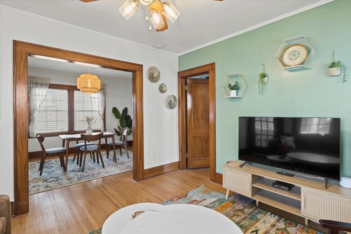 Newly Renovated Home /Strong Hosp and All Hospitals / Yard/ Fence/ Patio/ Pet Friendly - Photo 5
