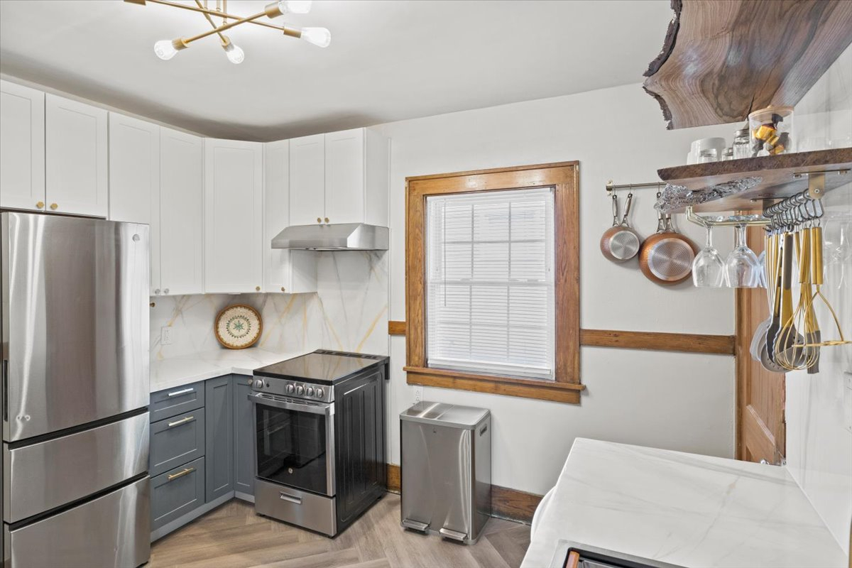 Newly Renovated Home /Strong Hosp and All Hospitals / Yard/ Fence/ Patio/ Pet Friendly - Photo 10