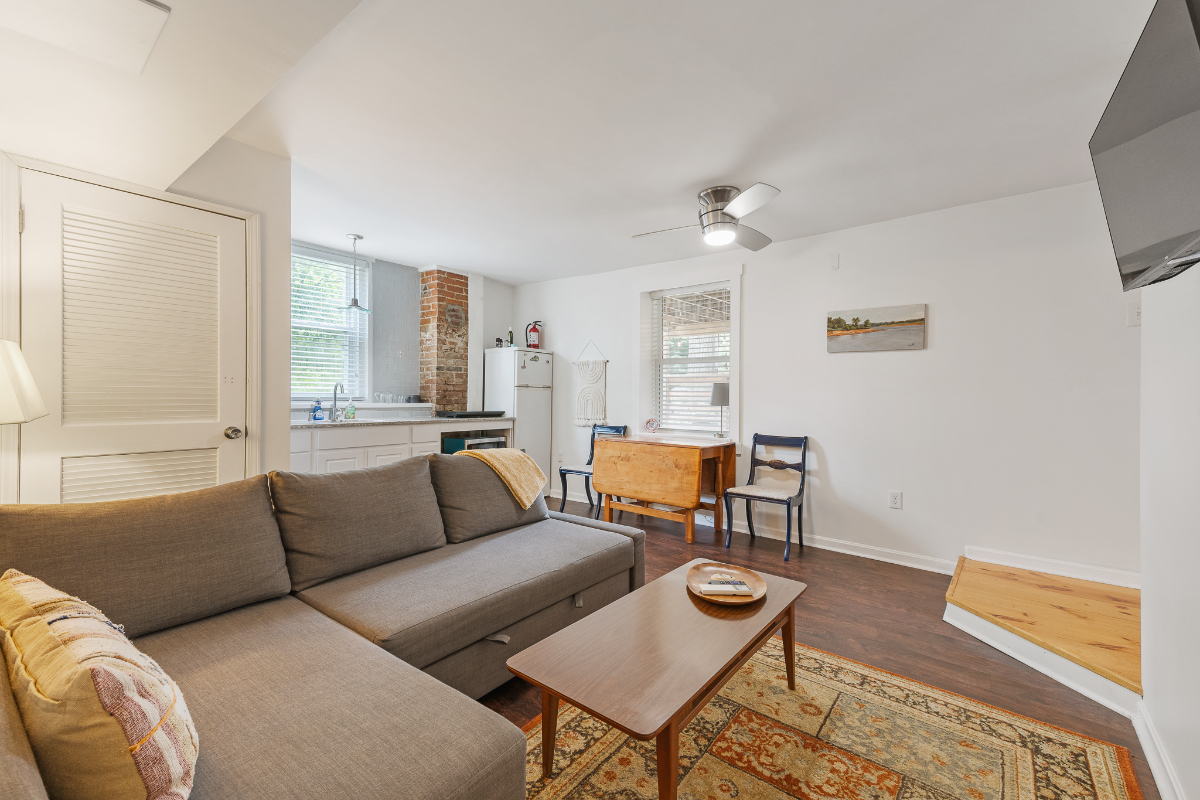 Stylish one bedroom apartment in Clifton - Photo 5