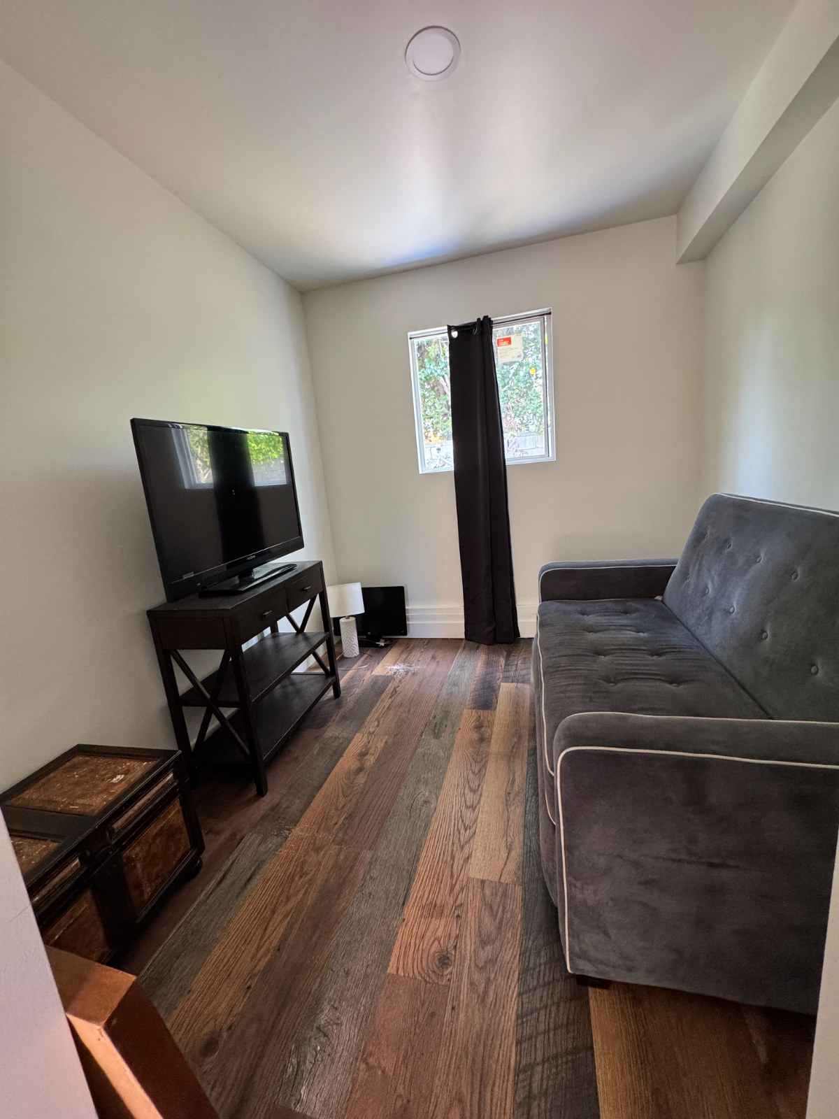 private entrance guest house/1bd apartment - Photo 2