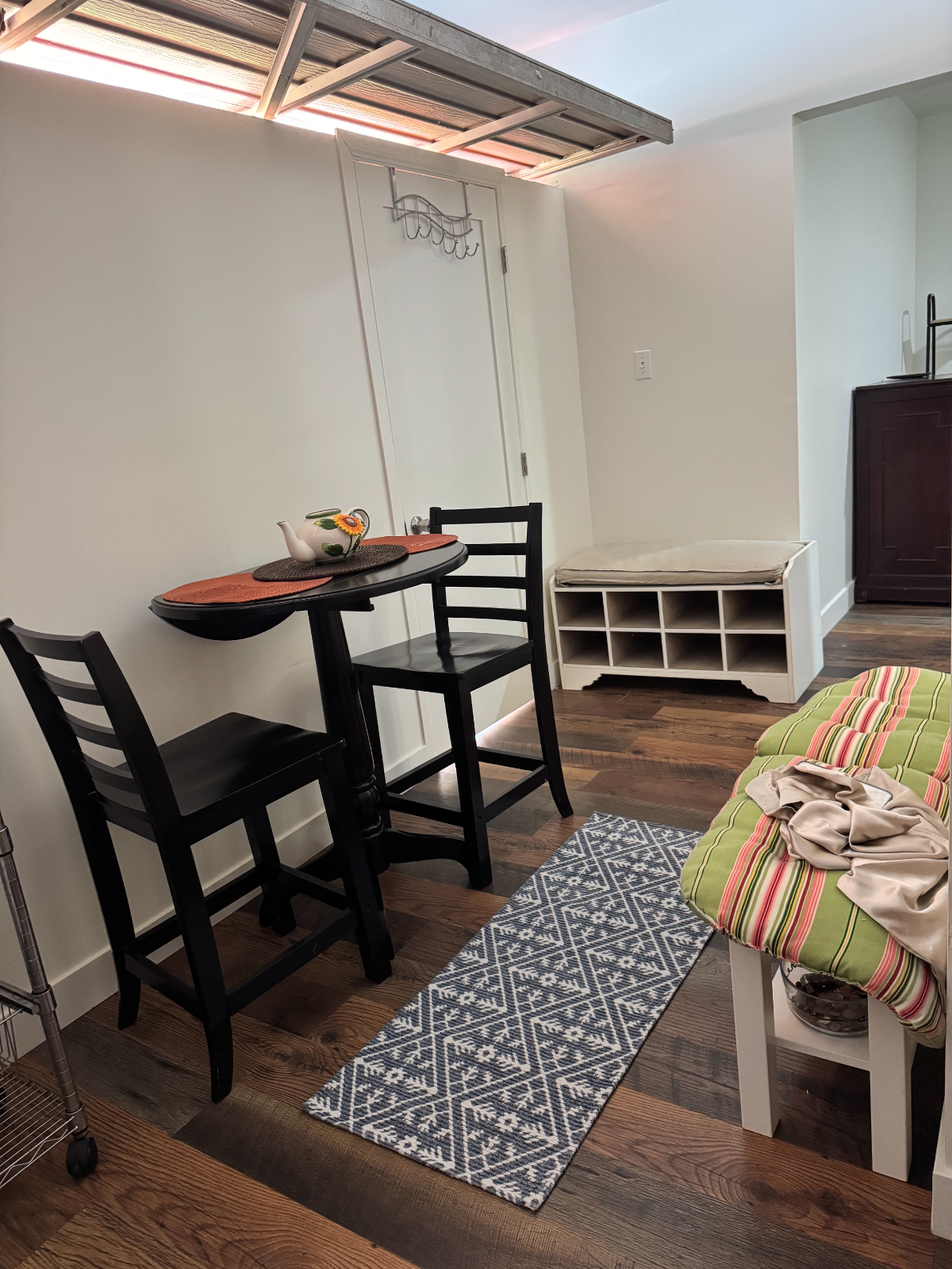 private entrance guest house/1bd apartment - Photo 3