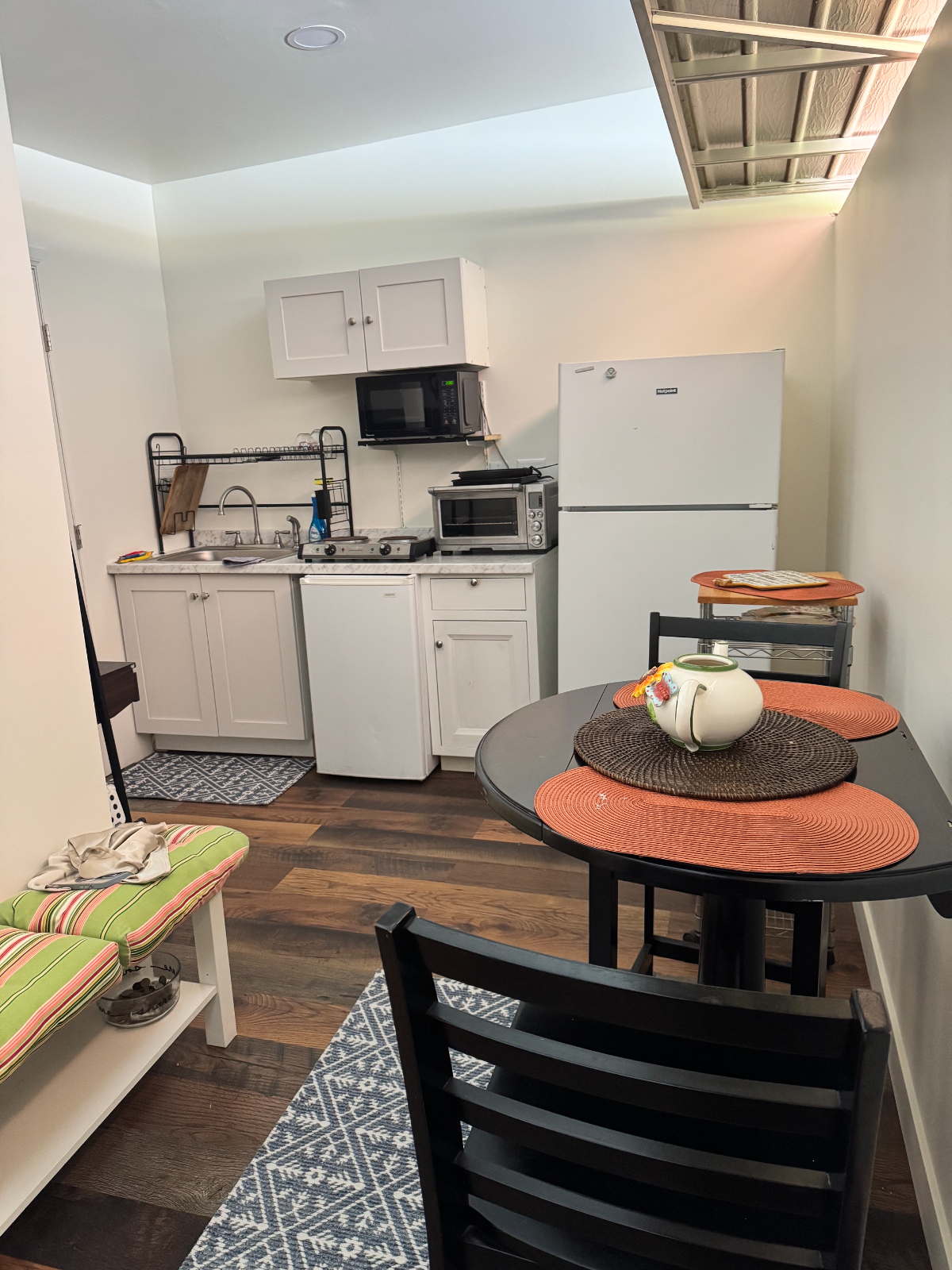 private entrance guest house/1bd apartment - Photo 5
