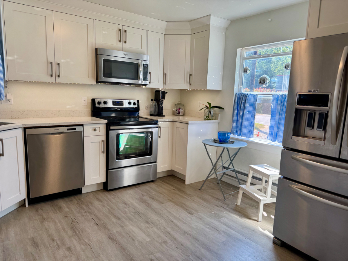 Birdwood, your private nature escape in the heart of Bellingham, WA - Photo 5