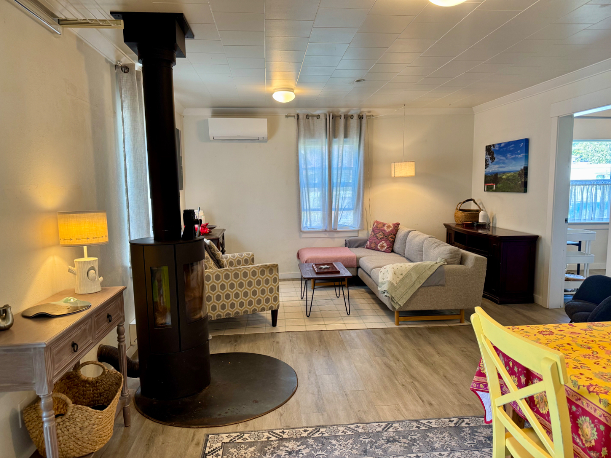 Birdwood, your private nature escape in the heart of Bellingham, WA - Photo 4