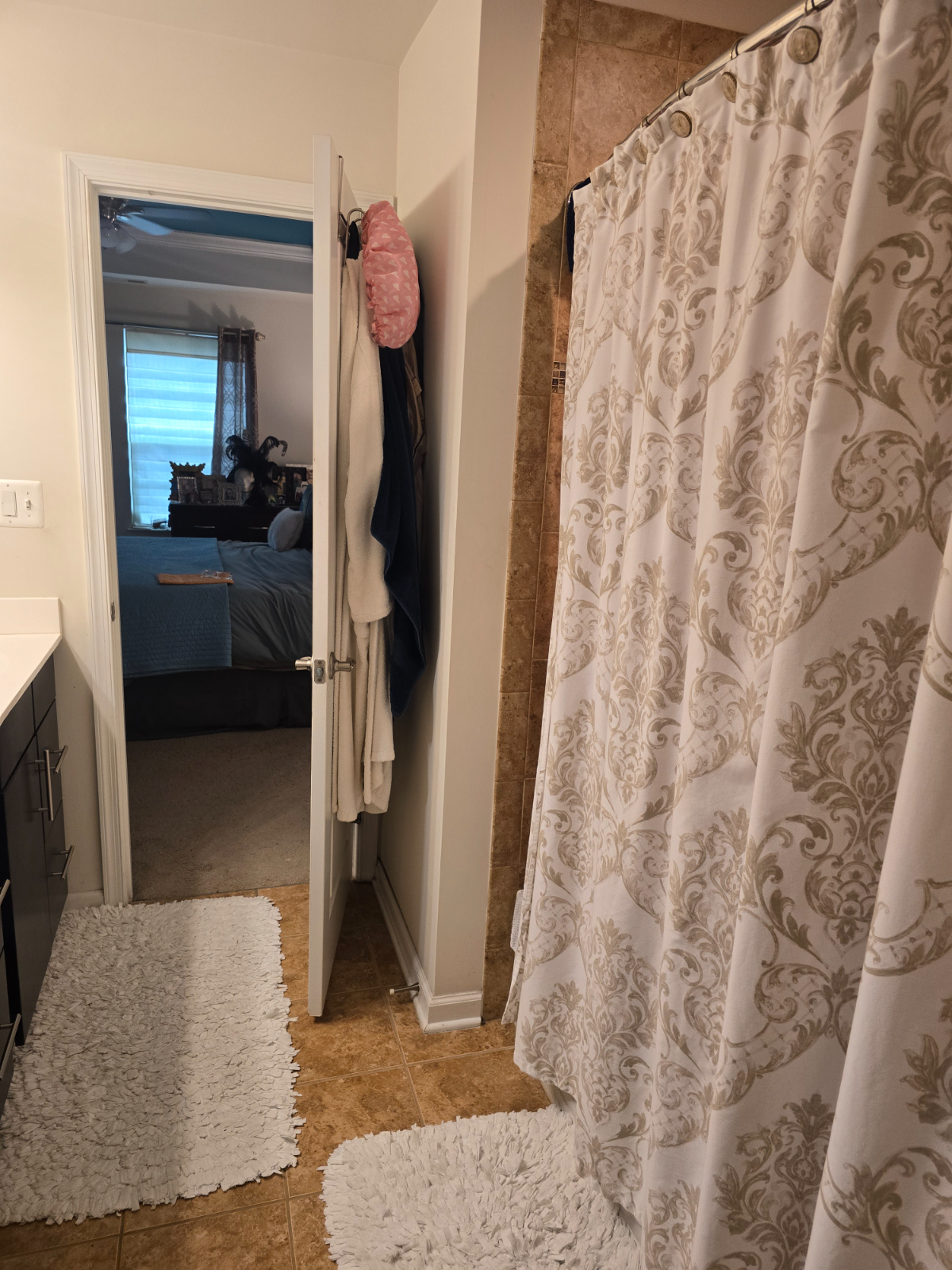 Peaceful Fort Lincoln Townhome - Photo 4