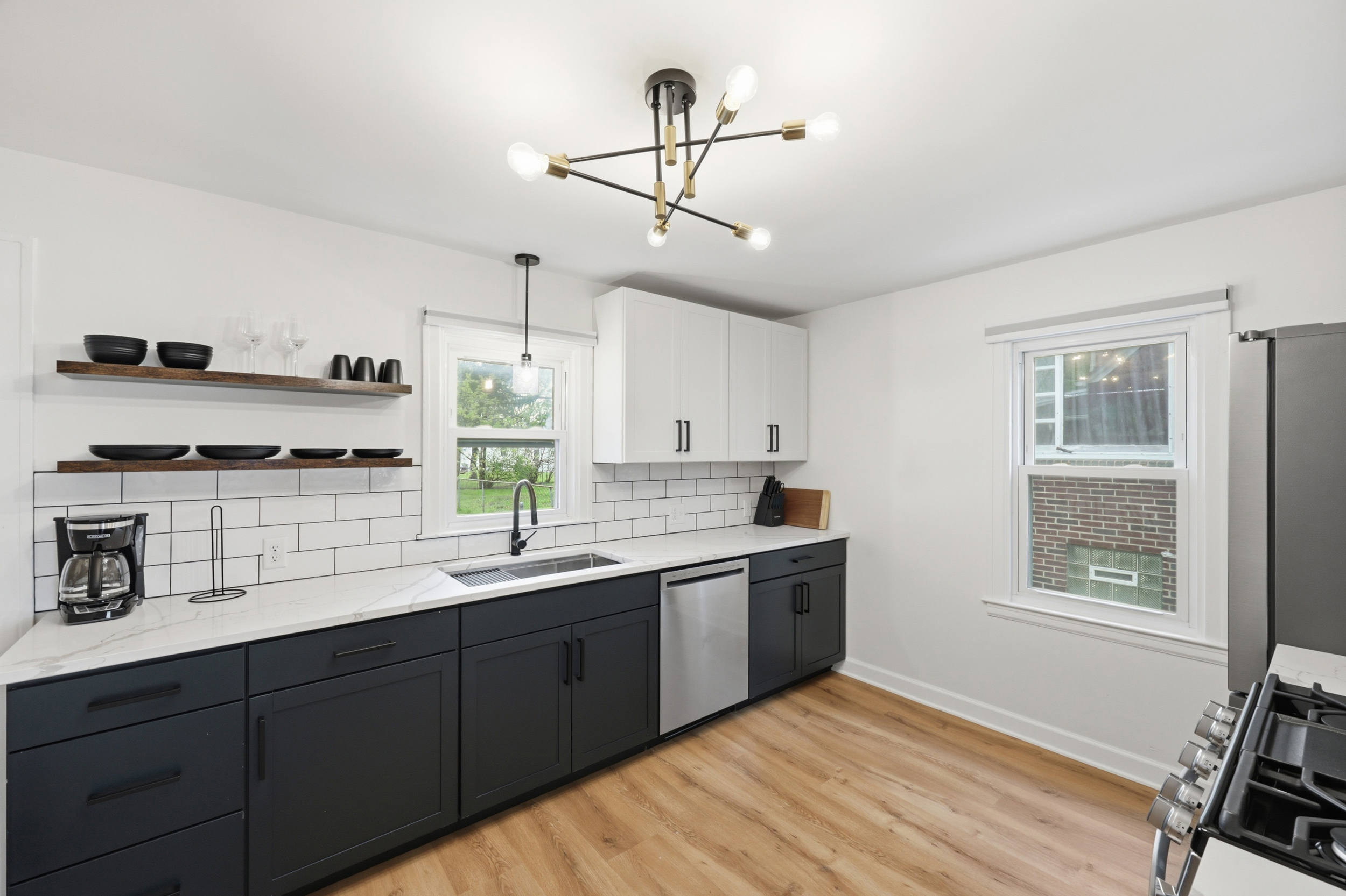 Beautifully Renovated 3BR + Office | Near Buffalo Airport - Photo 7