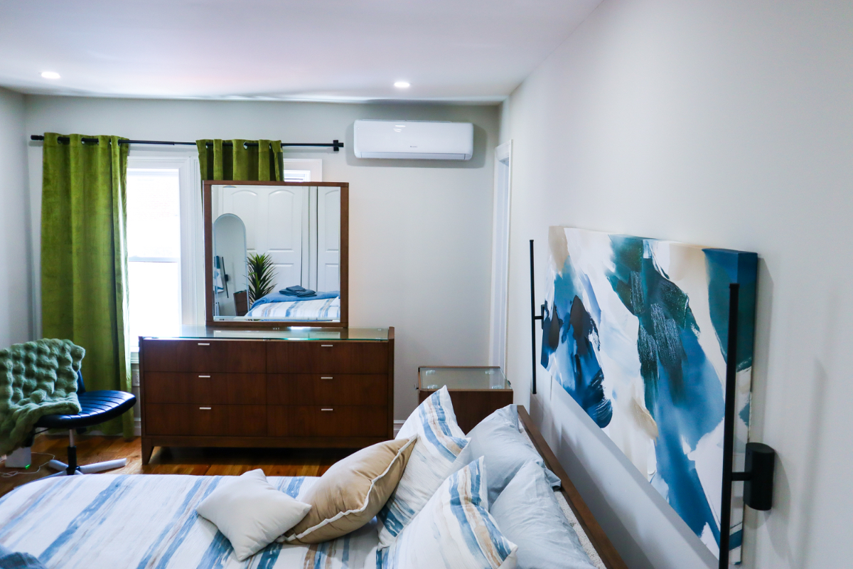 Large Master Suite - Photo 2