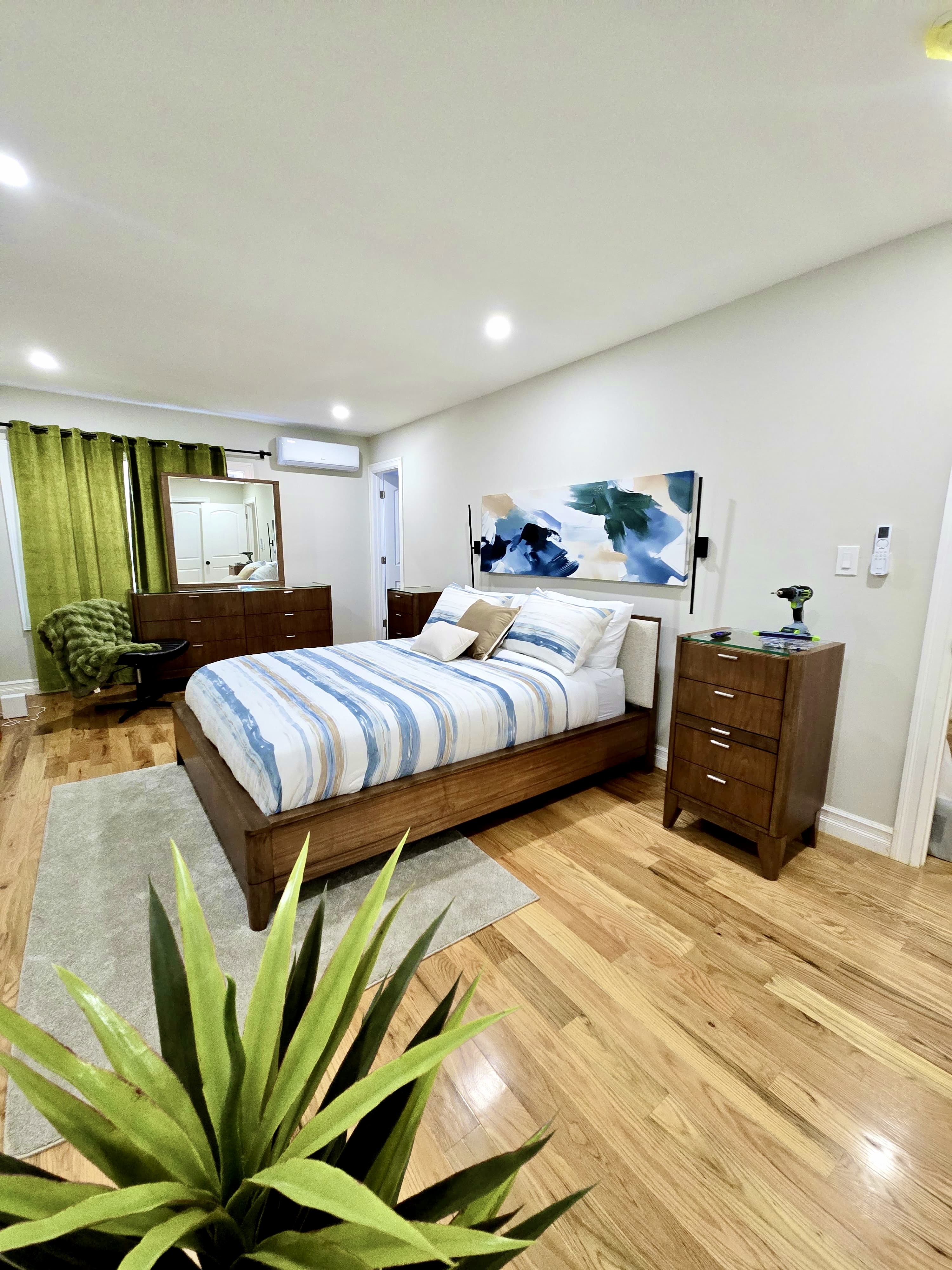 Large Master Suite - Photo 7