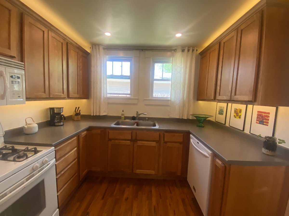 Comfort and Luxury in the Old North End - Photo 9