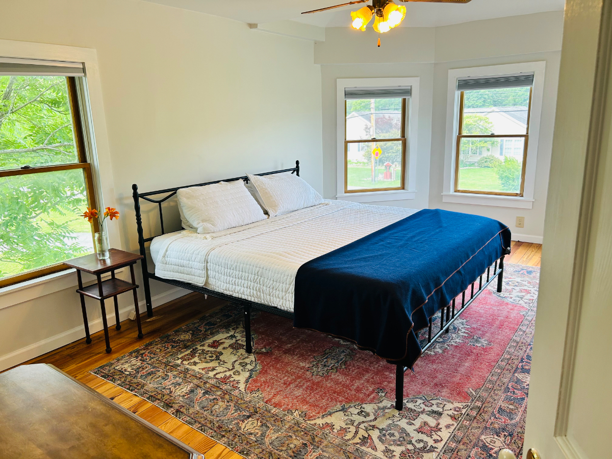 Renovated 3-Bedroom Esopus Escape - Photo 9