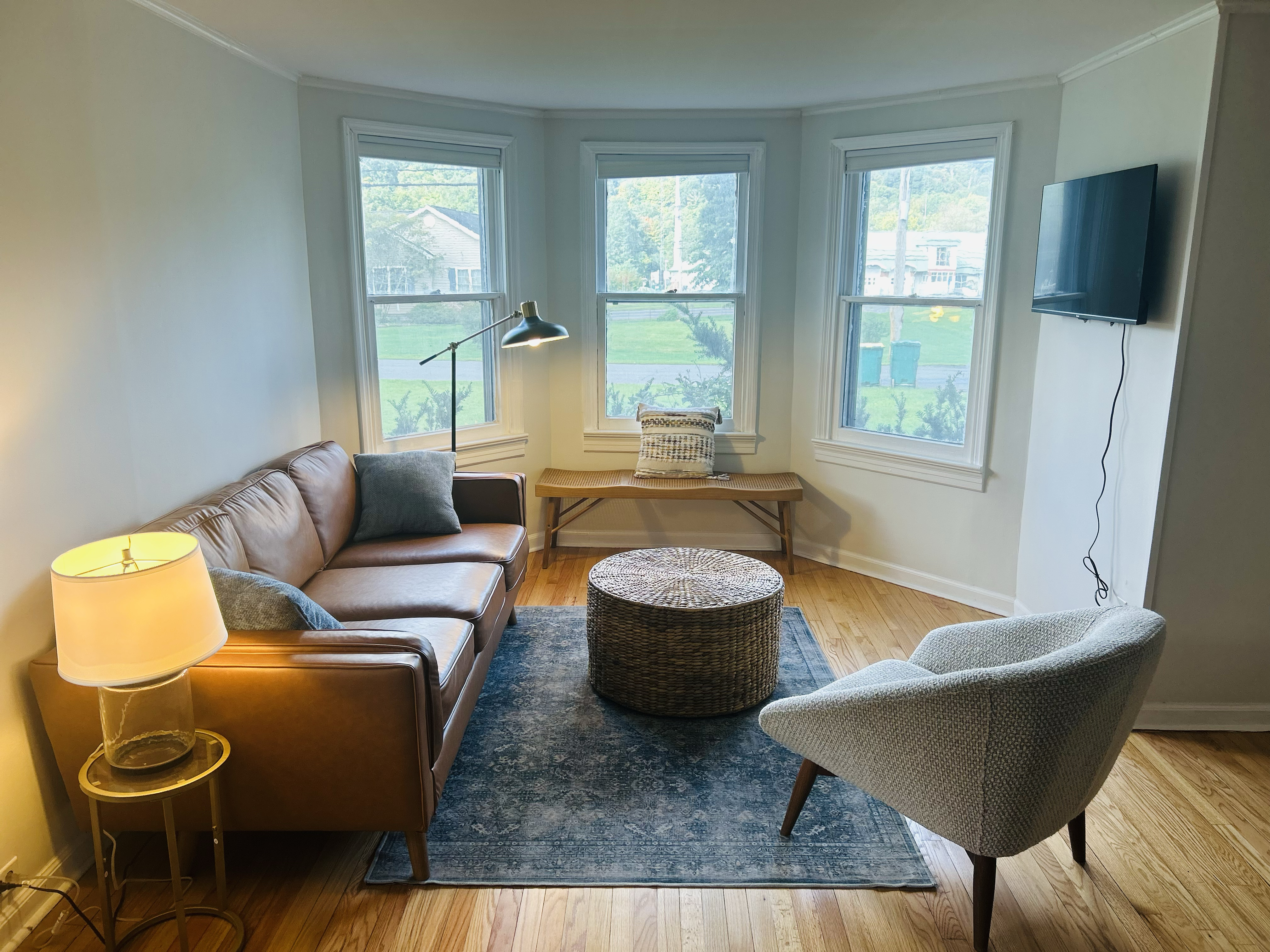 Renovated 3-Bedroom Esopus Escape - Photo 7