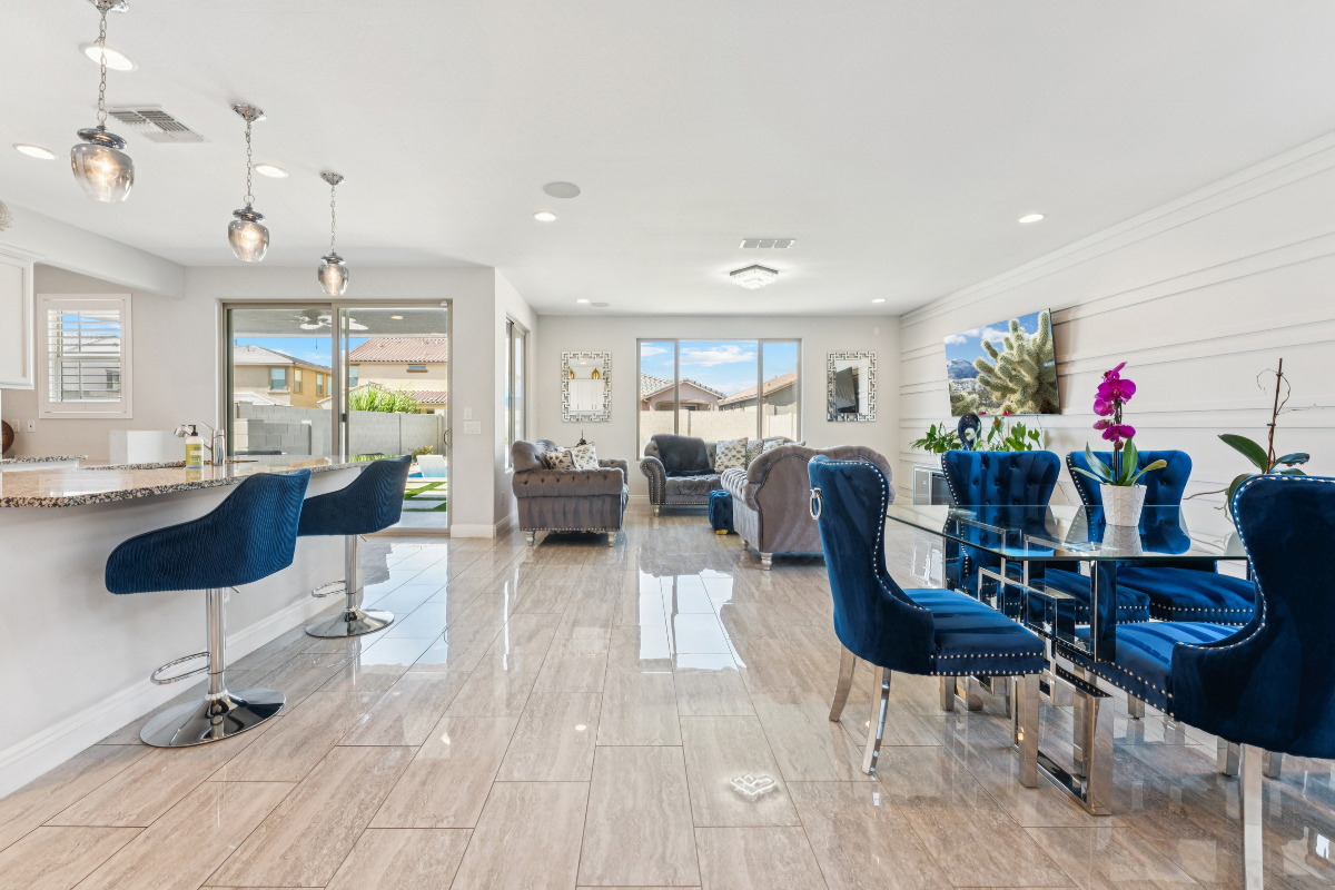 Luxury Fully Furnished Executive Home | Heated Resort Pool | Office | Near Westgate - Photo 6