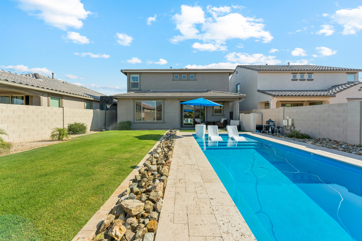 Luxury Fully Furnished Executive Home | Heated Resort Pool | Office | Near Westgate