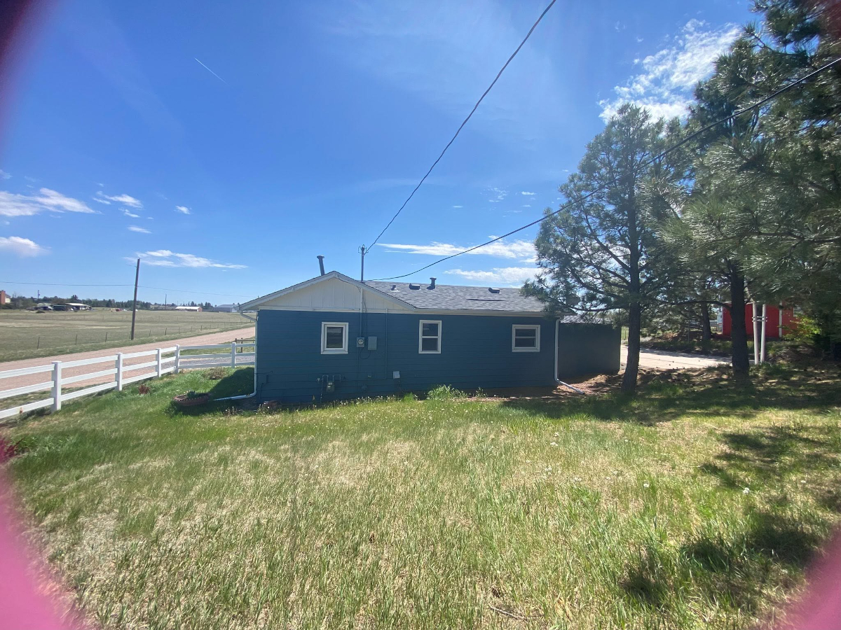 Little House on the Prairie - Photo 2