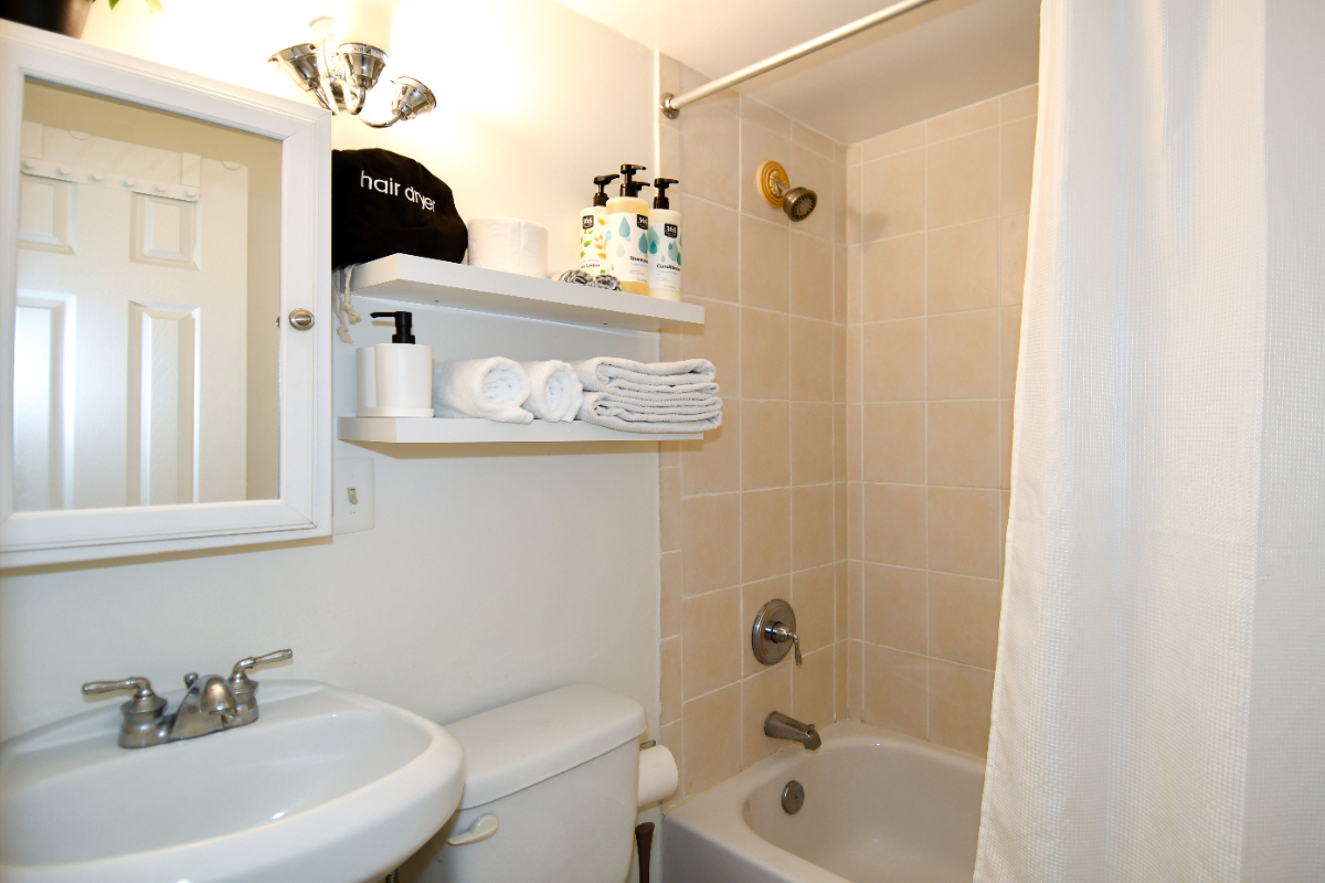 1BR Furnished Apartment | H St Corridor | Minutes to Union Station | Utilities Included - Photo 10