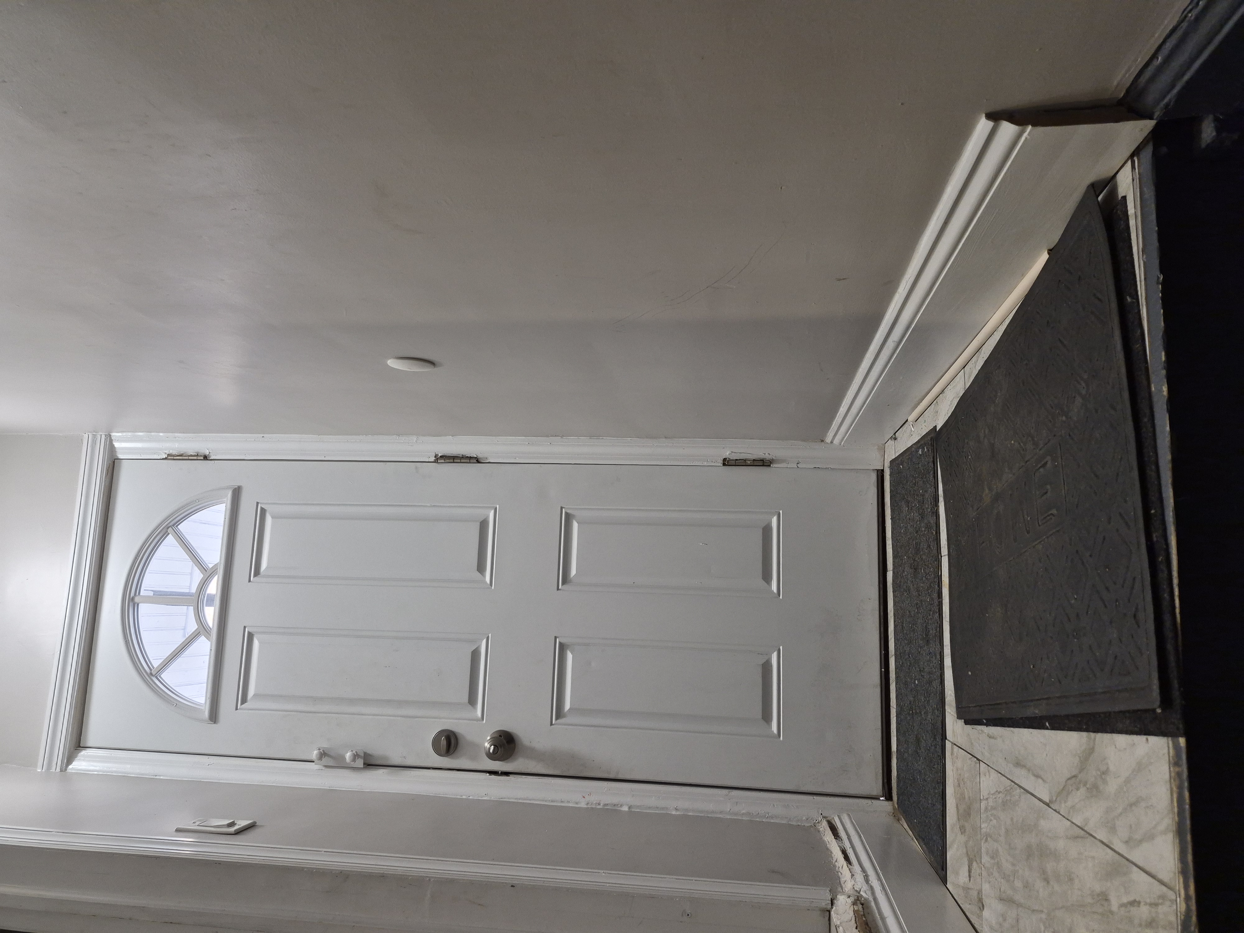 Peaceful Cambria Heights Home Near Major Hospital Systems - Photo 10