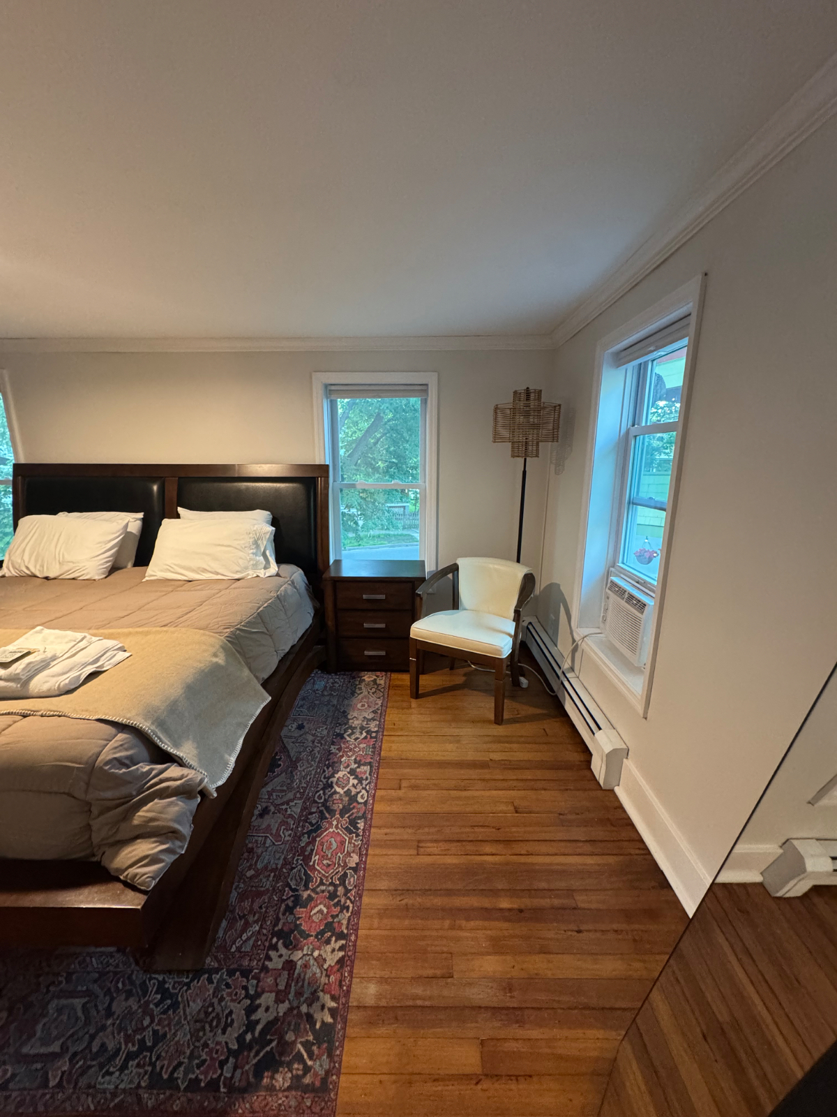 The Saratoga House - Photo 8