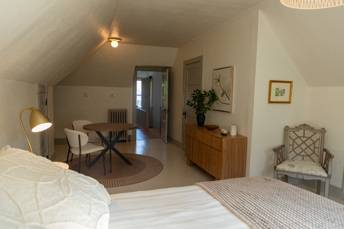 Cozy, Quiet, and Fully Furnished - Your Perfect Ballston Spa Retreat! - Photo 4