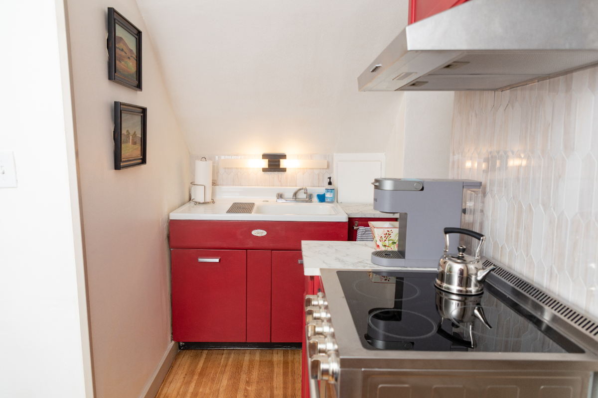 Cozy, Quiet, and Fully Furnished - Your Perfect Ballston Spa Retreat! - Photo 12