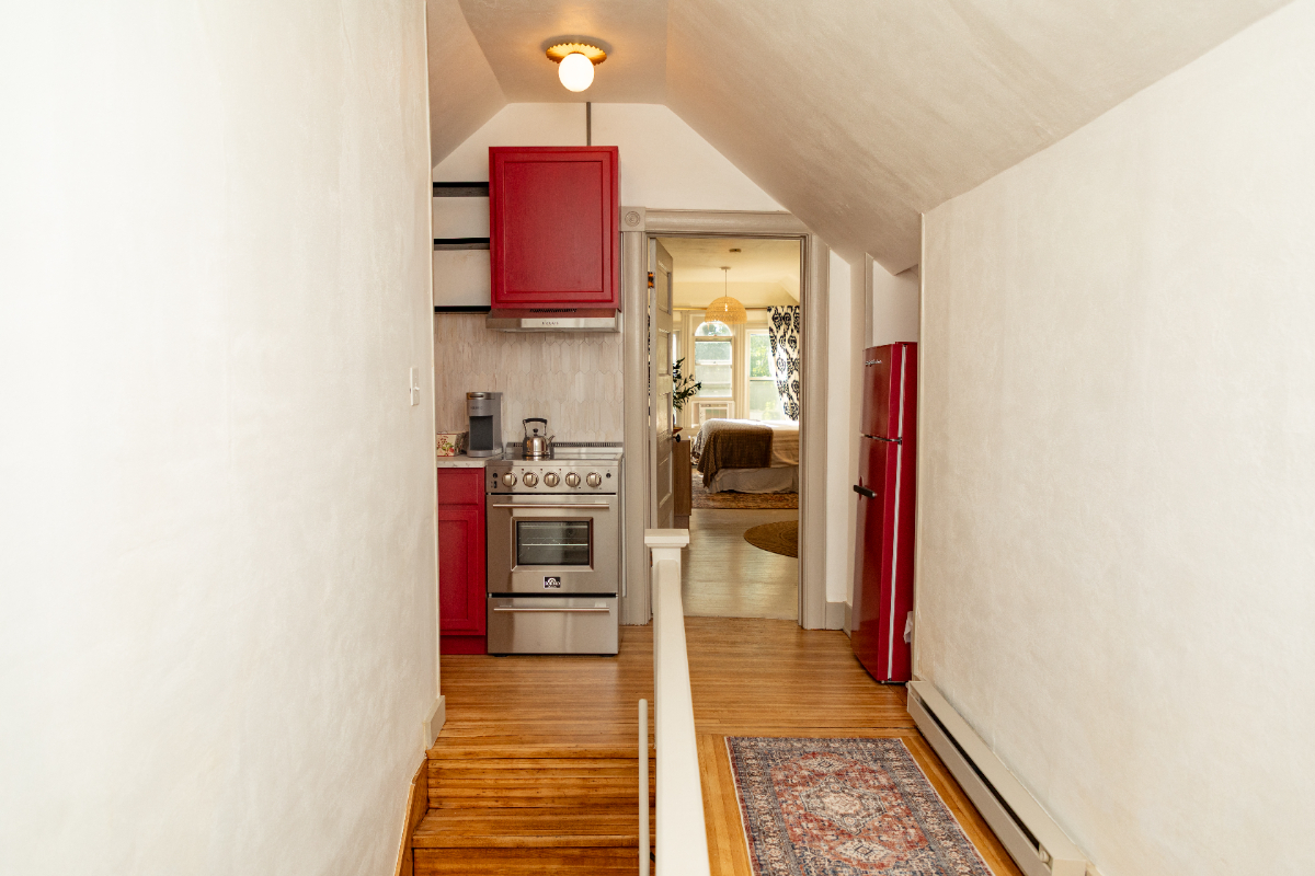 Cozy, Quiet, and Fully Furnished - Your Perfect Ballston Spa Retreat! - Photo 11