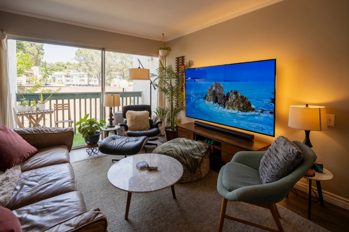 Quiet 2BR/1.5BA, 2 Parking Spots - Minutes to Sharp Memorial & Scripps La Jolla - Photo 2