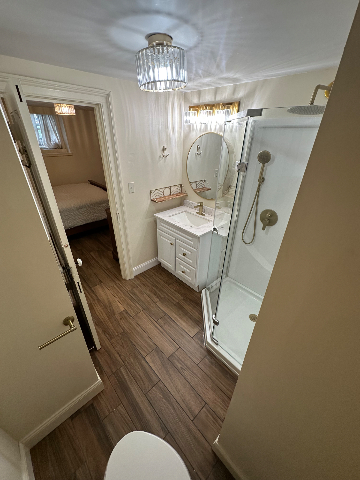 Charming apartment in a 1803 Historic Stone House - Photo 6