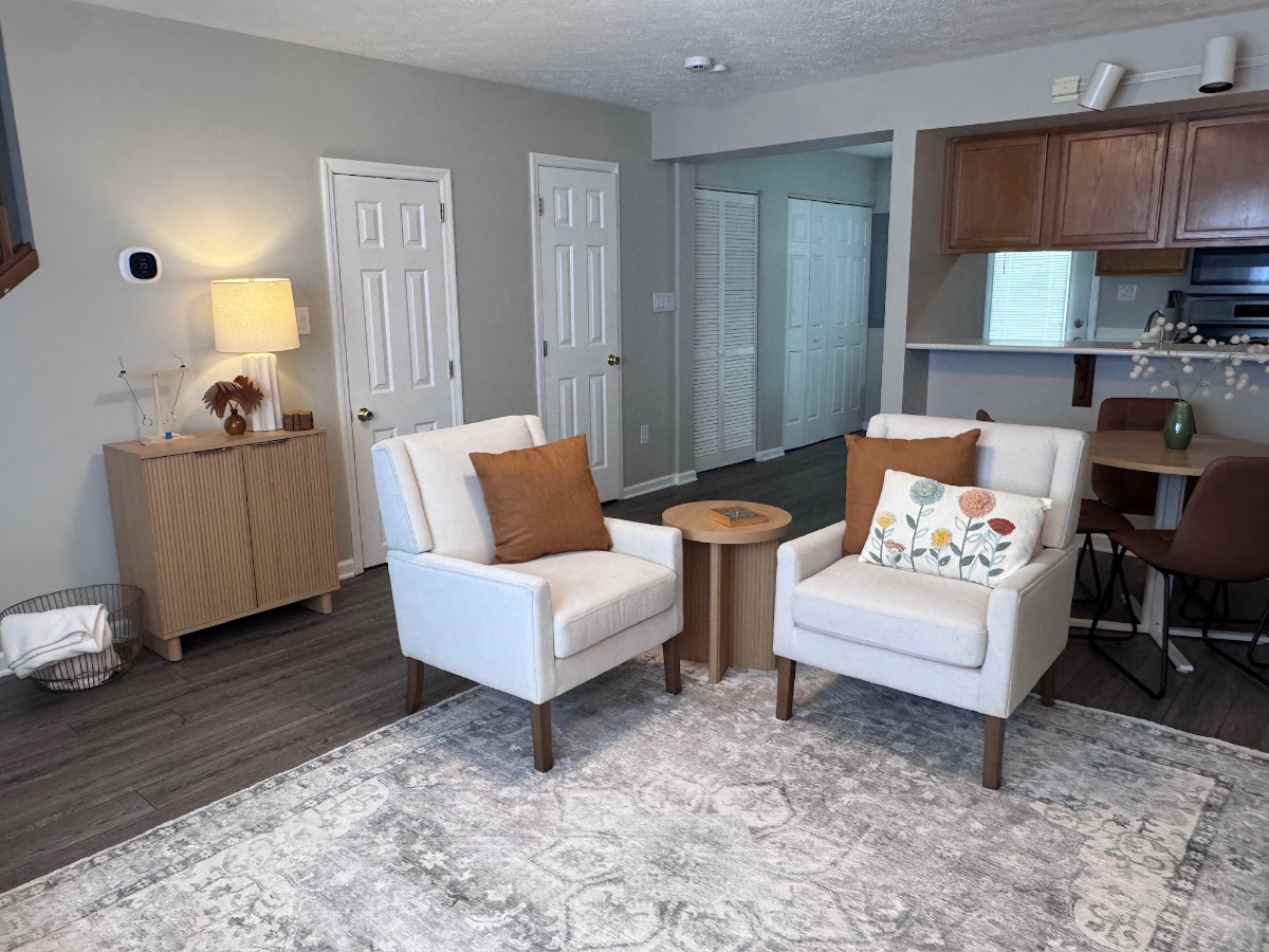 Cozy Main Street 2BR Near Park w/ Private Parking - Photo 9