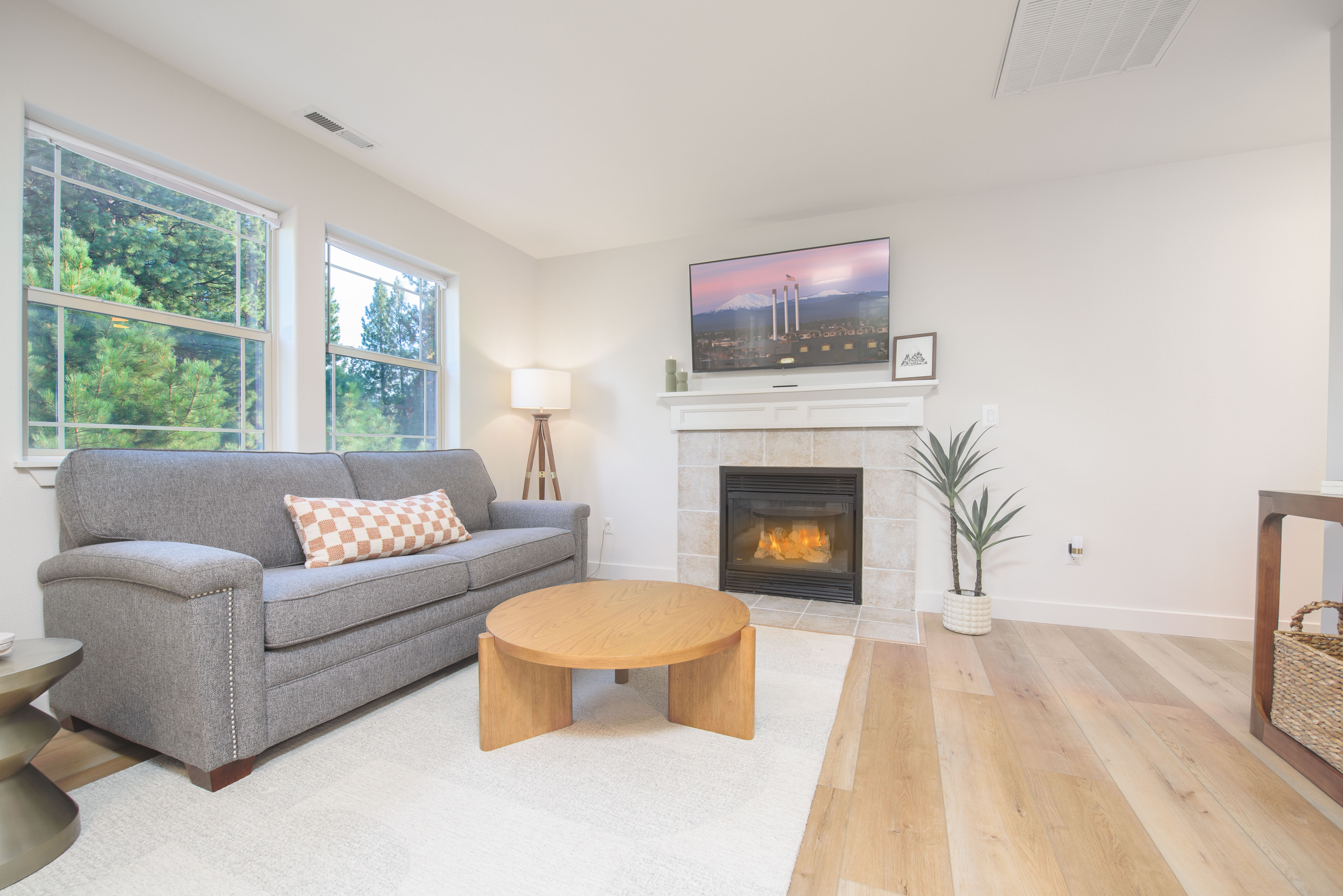 Adventure Base in NW Bend | New 1BR ADU | Secure Bike & Ski Storage - Photo 1