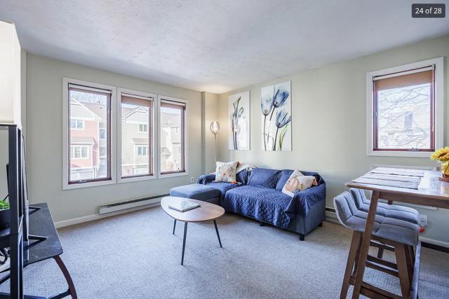 Corn Hill Apartment-close to it all! - Photo 4