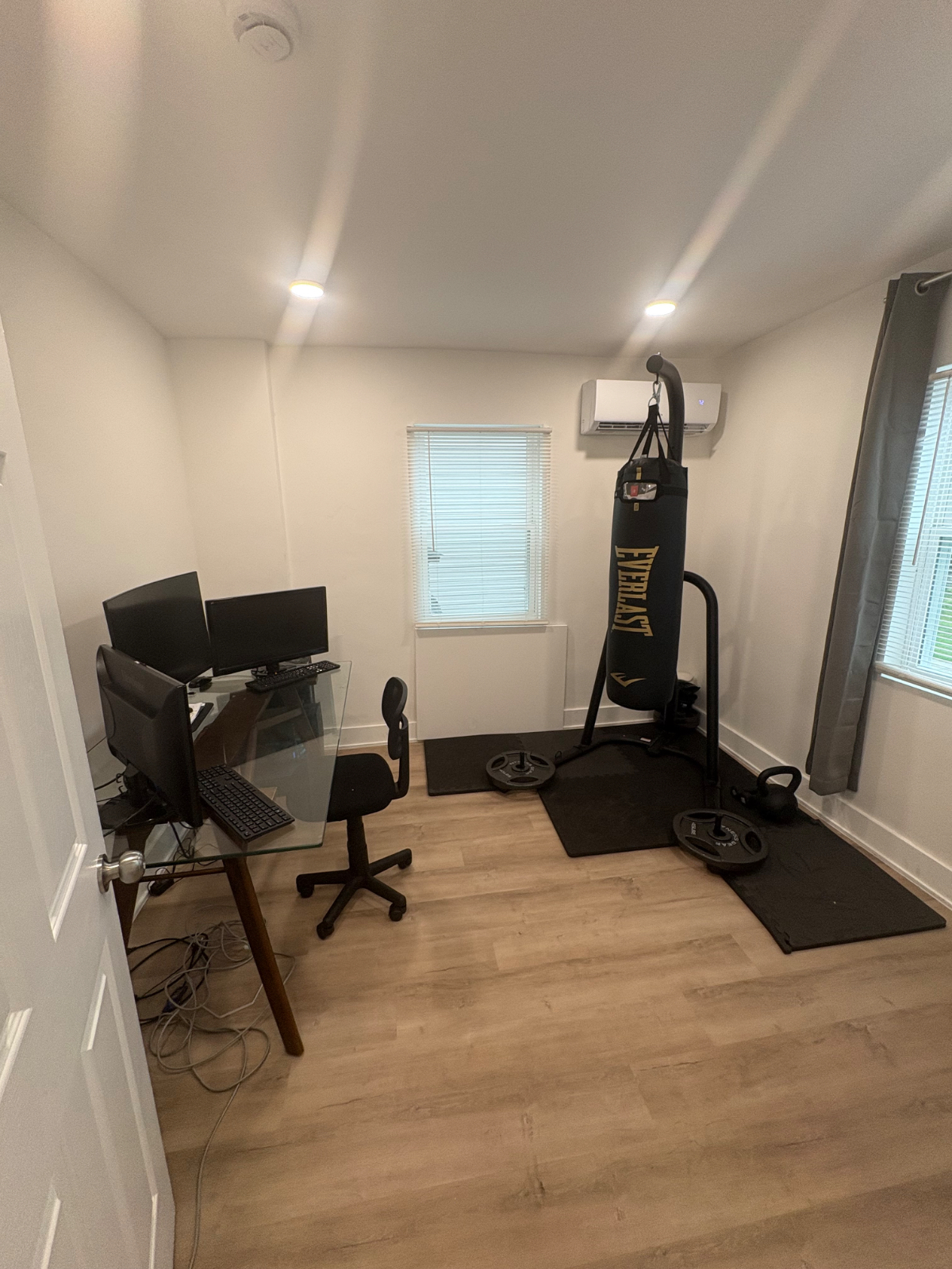 Modern, Newly Renovated and Zen Unit - Photo 9