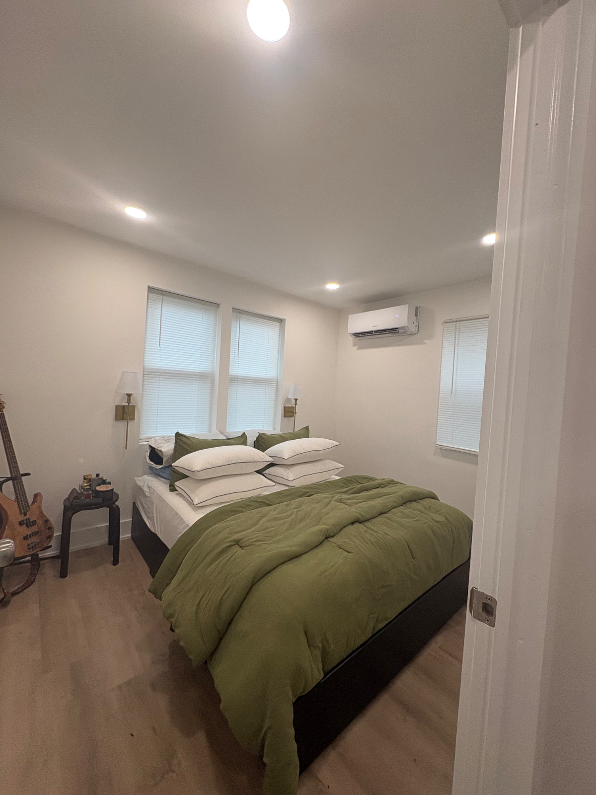 Modern, Newly Renovated and Zen Unit - Photo 8