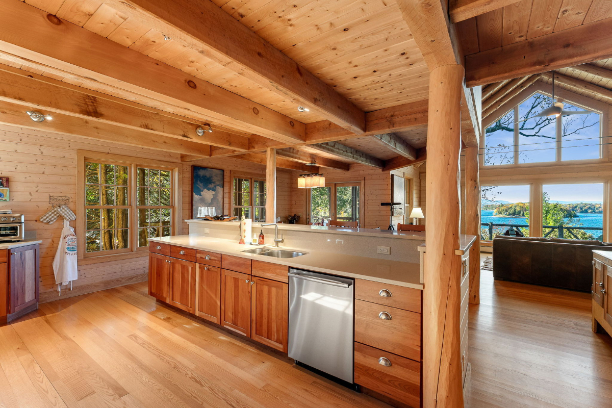 Luxury Beach post and beam beach front home. - Photo 7