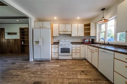Pen Yann Porch: 2 BR w/ EBike & SUP near Keuka Outlet Trail - Photo 3