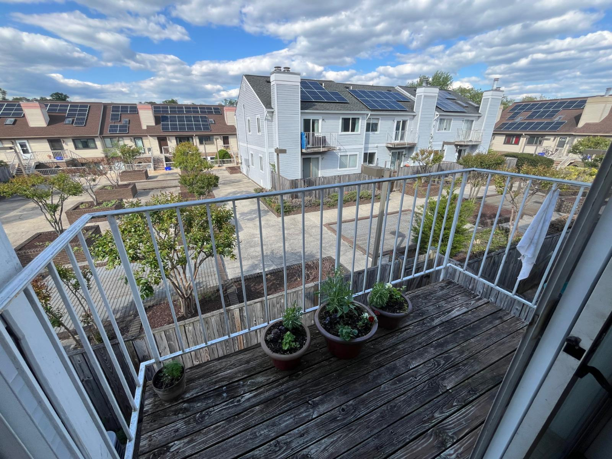 2 br Condo 1 Block from the Washington Hospital Campus - Photo 10