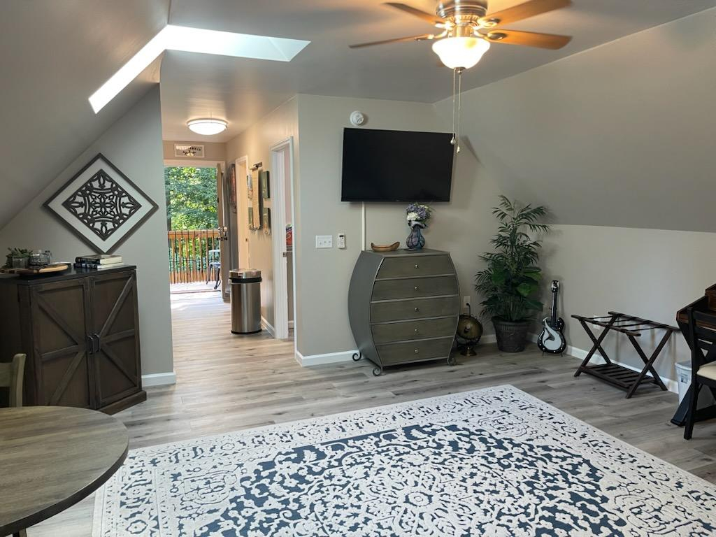 Spacious King Bed Studio Close To Mission Hospital And Biltmore Village - Photo 4
