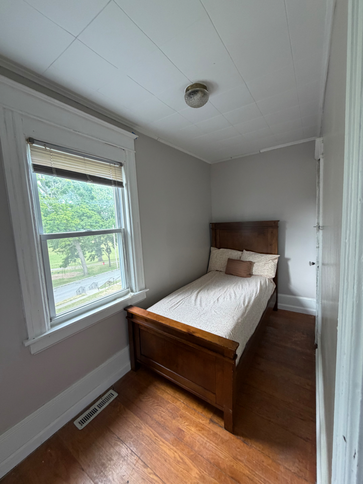 Private Room - 5 Minute Walk to Vassar - Photo 7