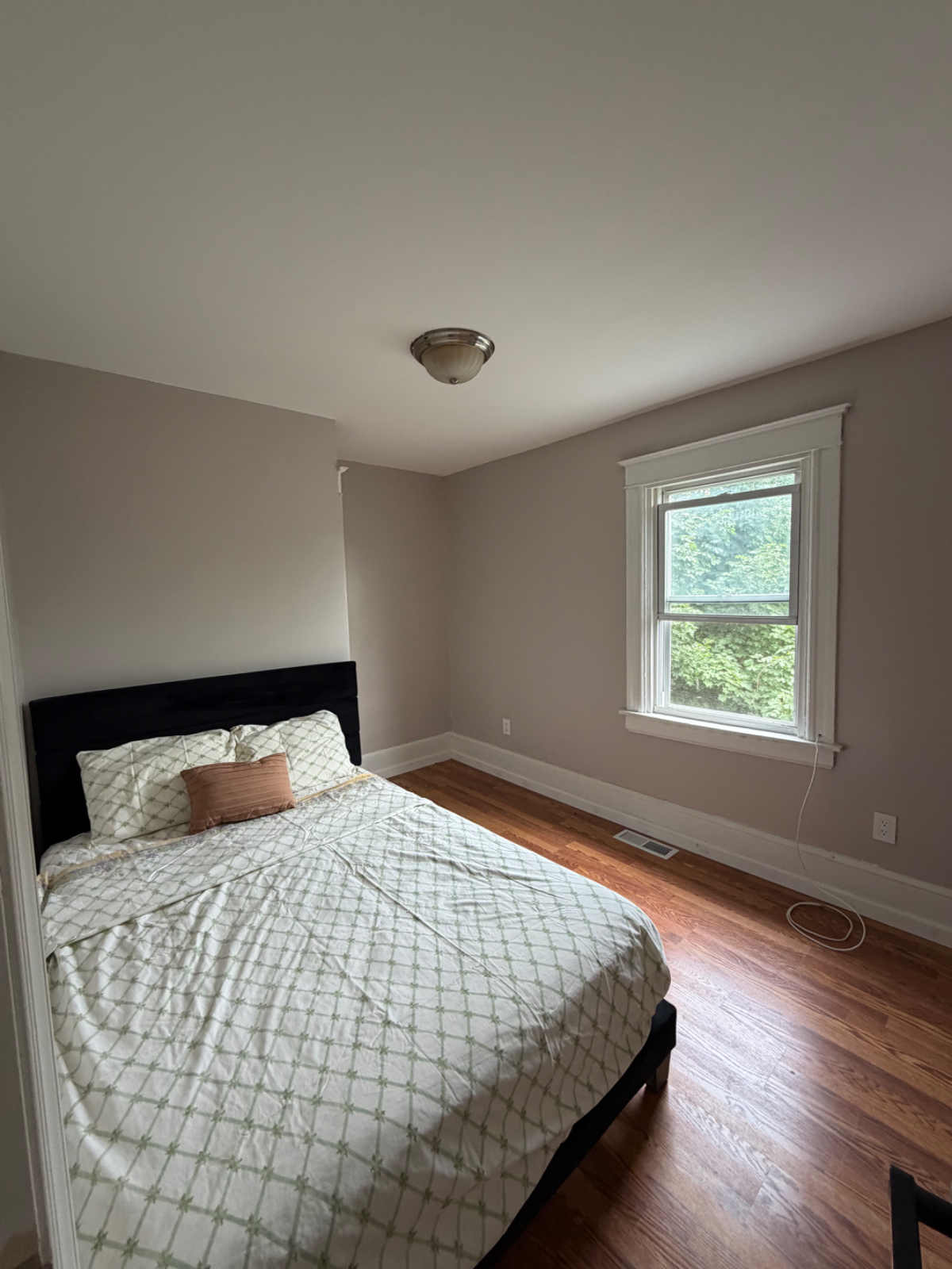 Private Room - 5 Minute Walk to Vassar - Photo 8