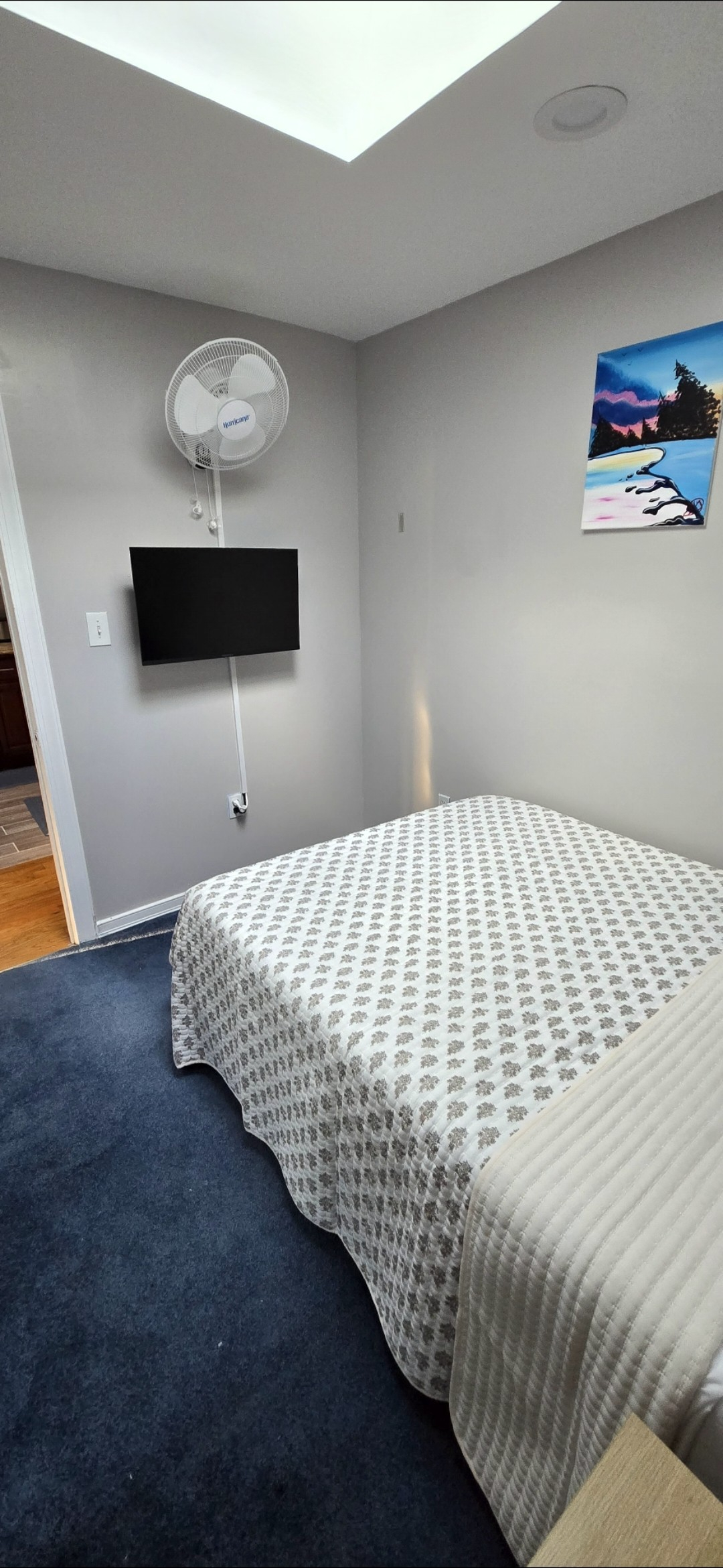 Newly renovated 3BR Queens Apartment| NearJFK| Utilies included + Laundry Pick up Service. - Photo 8